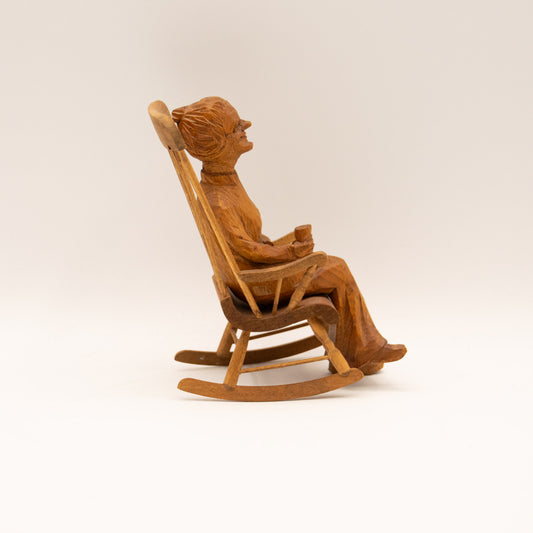 Chaise berçante femme