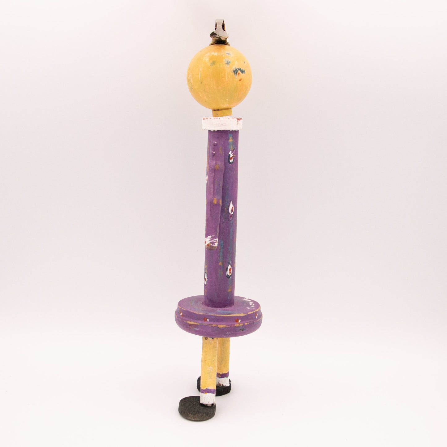 Yvonne - la jumelle mauve