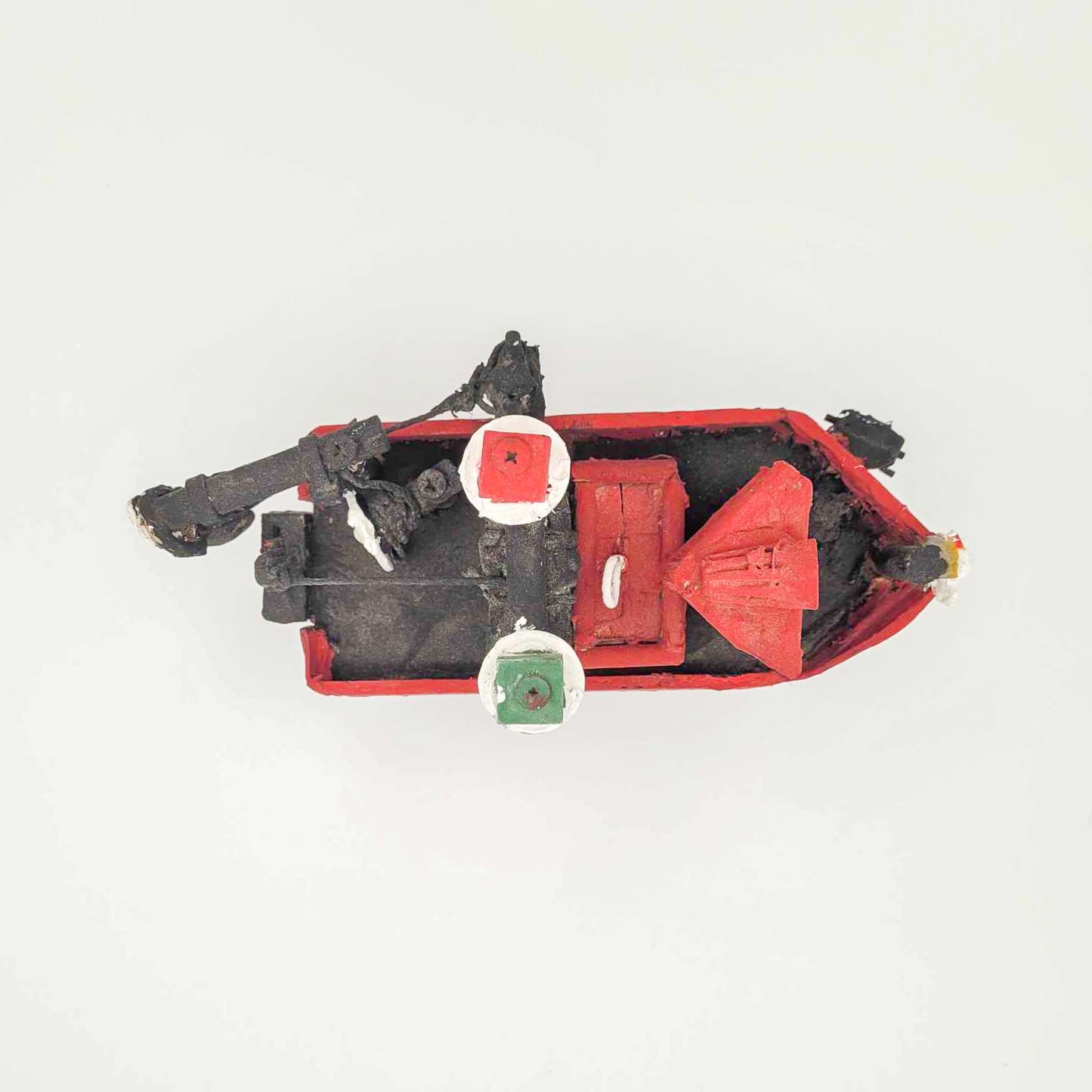 Petit bateau rouge