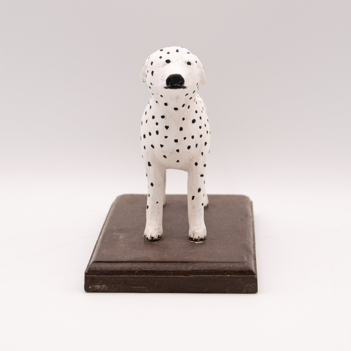 Dalmatien debout