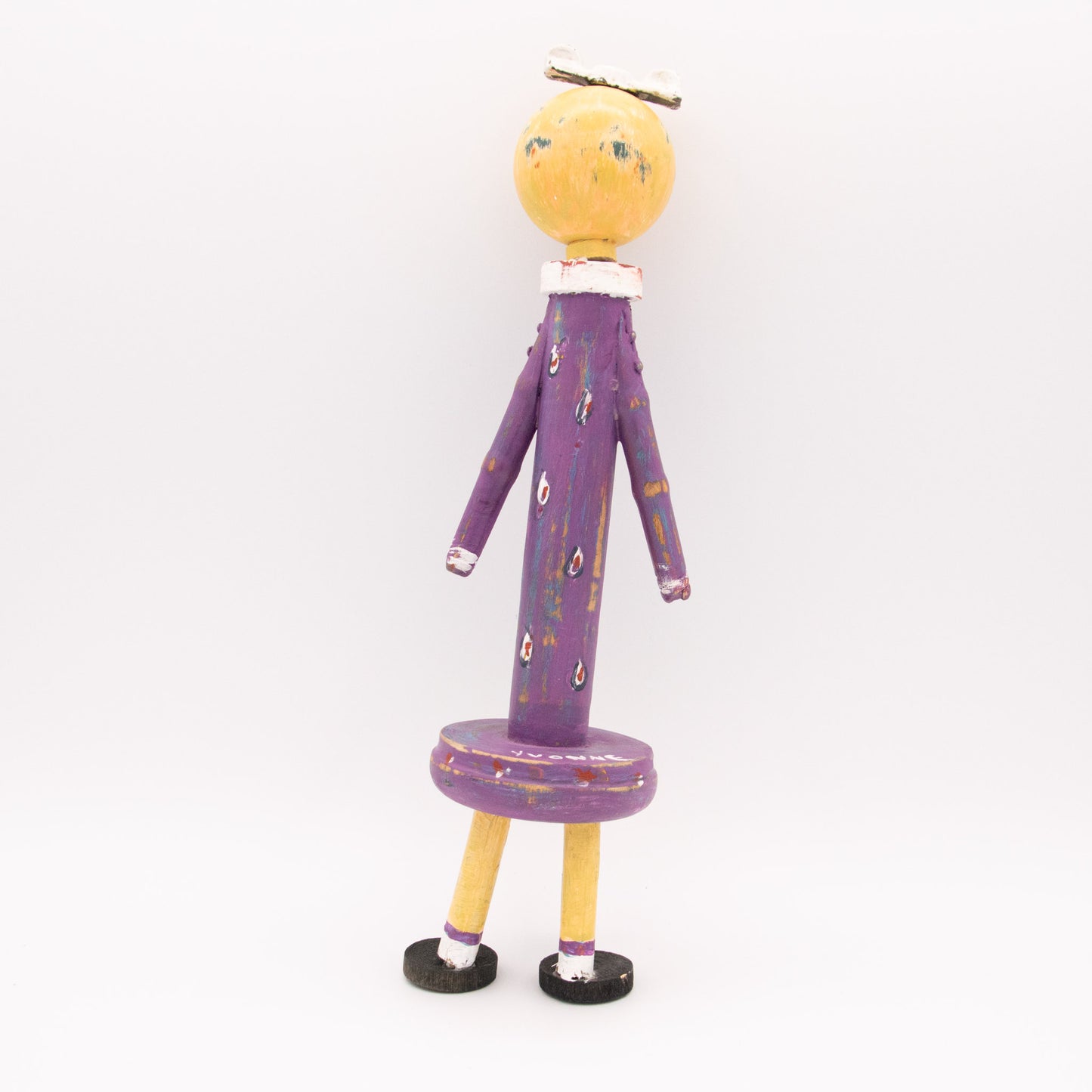 Yvonne - la jumelle mauve